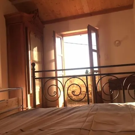 Entre Garrigue Et Potager Bio Holiday home *