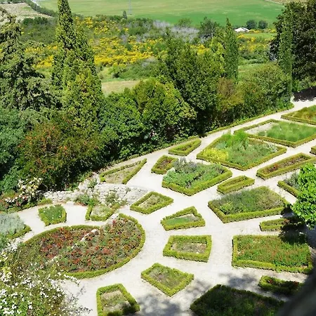 Entre Garrigue Et Potager Bio Holiday home