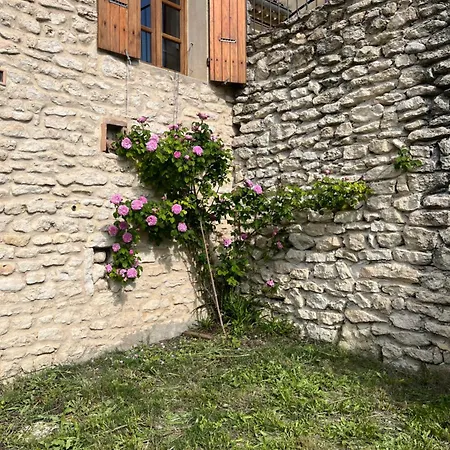 Entre Garrigue Et Potager Bio Holiday home Montsegur-sur-Lauzon