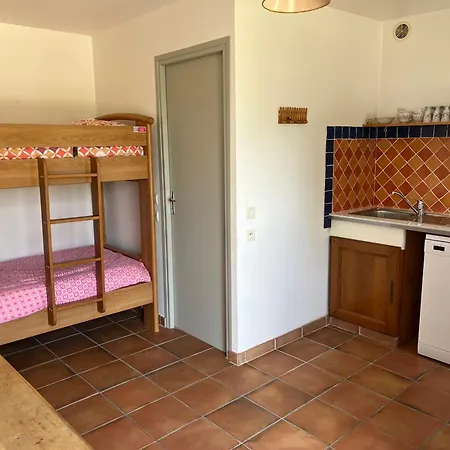 Holiday home Entre Garrigue Et Potager Bio